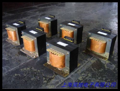 ���I(y��)ӆ�Ƶ��l׃�����x���x�����ư�220V�D(zhu��n)12V 20W�Դ׃����